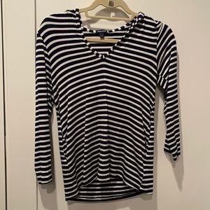 Splendid light weight sweat shirt